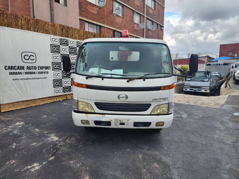  27372  HINO DUTRO  2001  