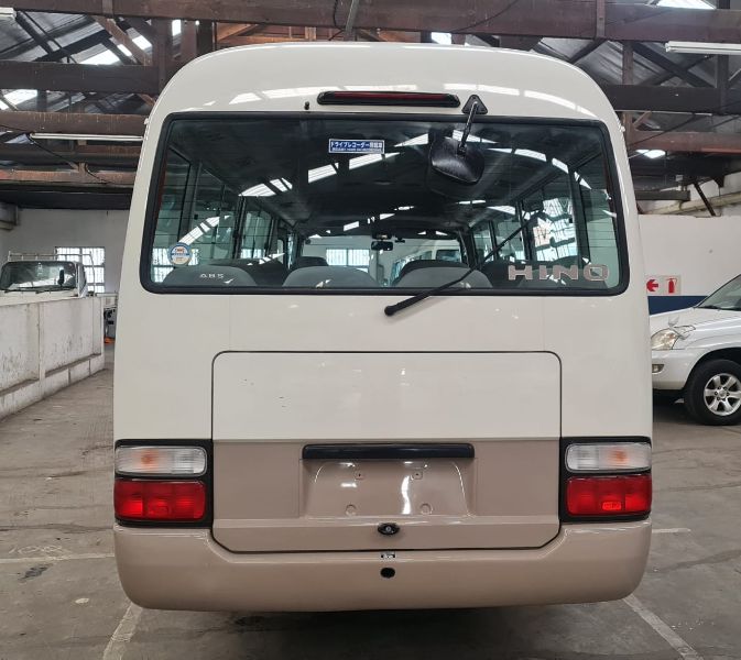  27392  HINO LIESSE BUS  2005  