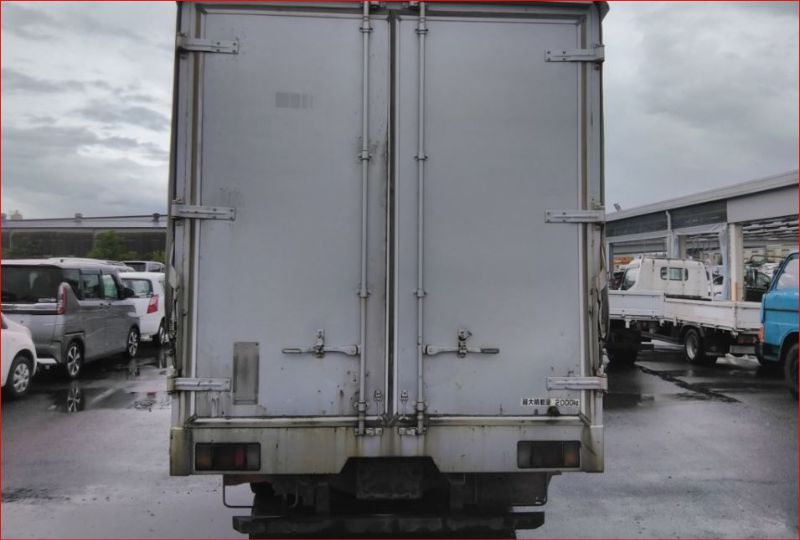  27477  HINO DUTRO  2003  