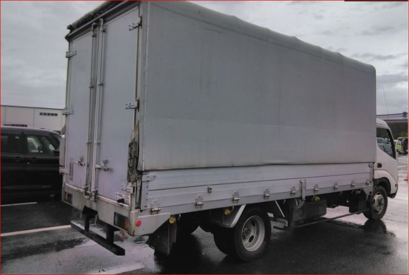  27477  HINO DUTRO  2003  