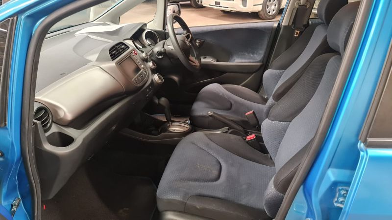  27481  HONDA FIT  2009  
