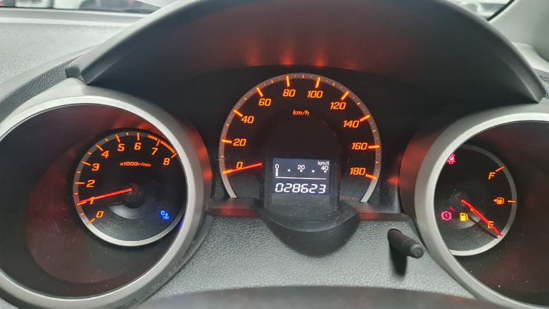  27481  HONDA FIT  2009  