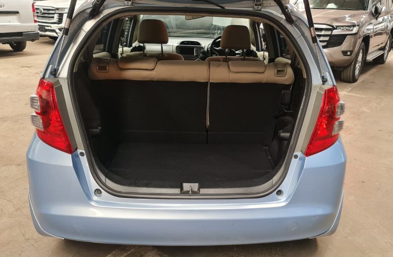  27483  HONDA FIT  2009  