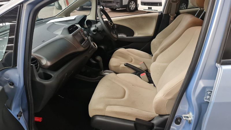  27483  HONDA FIT  2009  