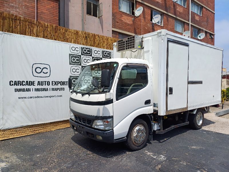  27494  HINO DUTRO  2003  