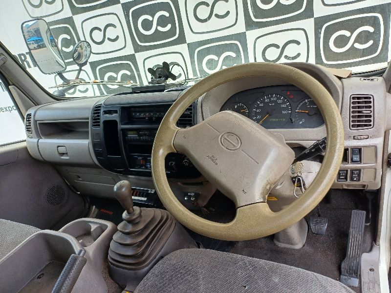  27494  HINO DUTRO  2003  