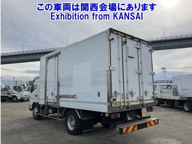  27526  HINO DUTRO  2015  