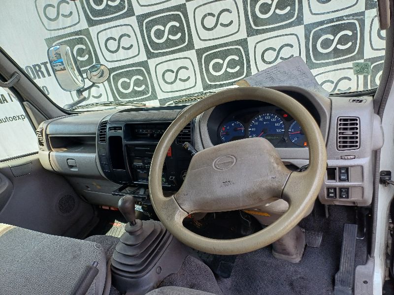  27530  HINO DUTRO  2000  