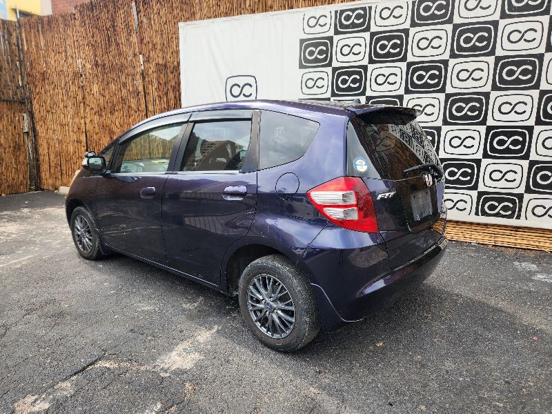  27559  HONDA FIT  2009  