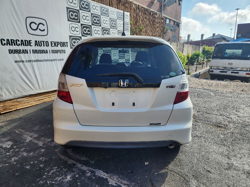  27565  HONDA FIT  2008  