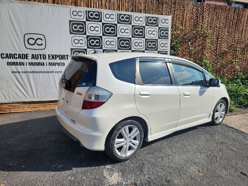  27565  HONDA FIT  2008  