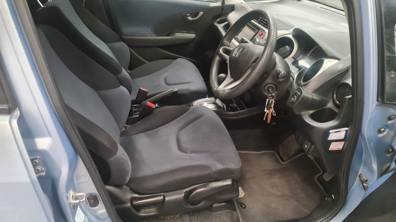  27578  HONDA FIT  2009  