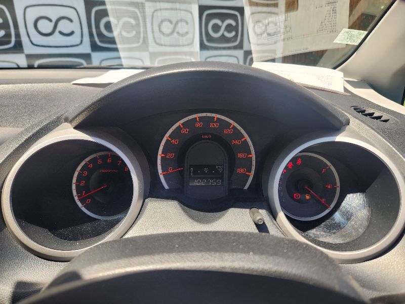  27582  HONDA FIT  2010  