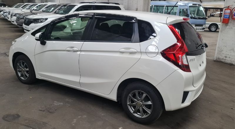  27621  HONDA FIT  2017  