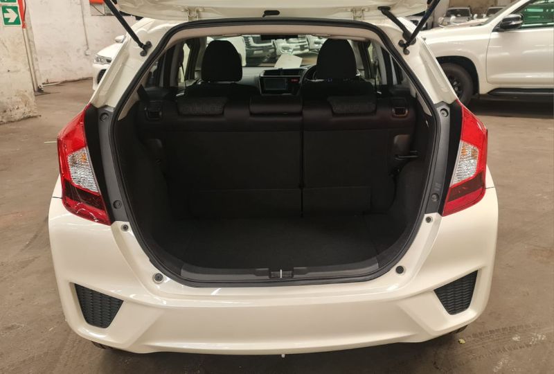  27621  HONDA FIT  2017  
