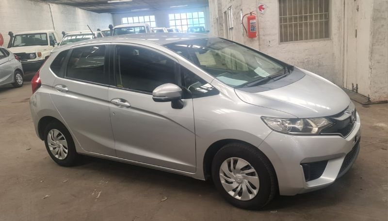 27628 HONDA FIT 2017 