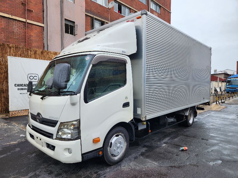  27647  HINO DUTRO  2012  