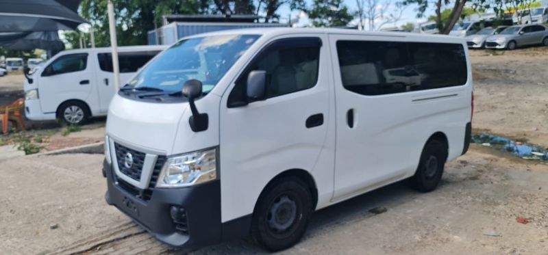  27685  NISSAN CARAVAN  2017  