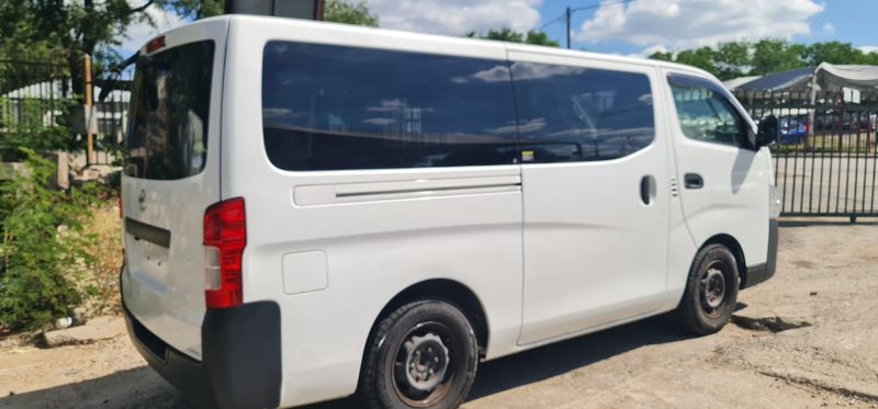  27685  NISSAN CARAVAN  2017  