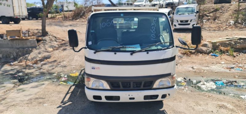  27775  HINO DUTRO  2006  