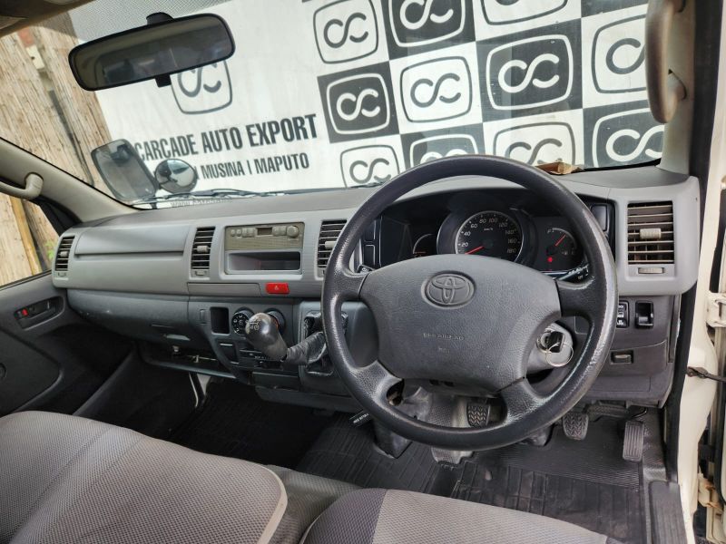  27802  TOYOTA REGIUS ACE  2005  