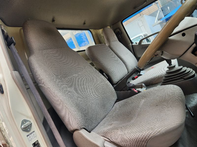  27806  TOYOTA DYNA  2006  