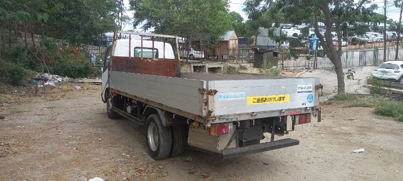  27867  HINO DUTRO  2003  