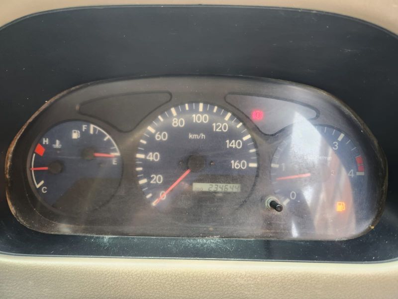 27914  TOYOTA DYNA  2001  