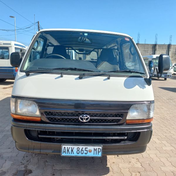  27916  TOYOTA HIACE  1999 