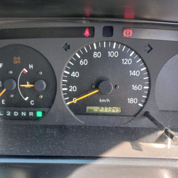  27916  TOYOTA HIACE  1999  