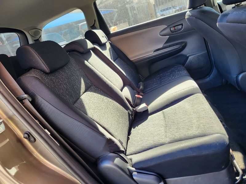  27991  TOYOTA WISH  2010  