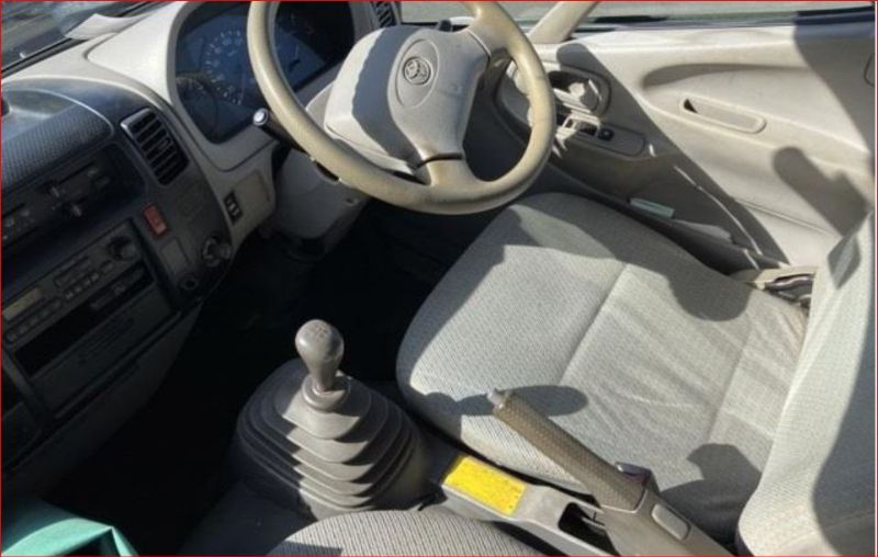  28000  TOYOTA DYNA  2002  