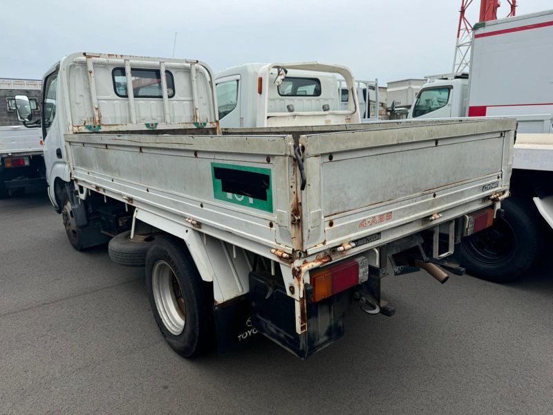  28000  TOYOTA DYNA  2002  
