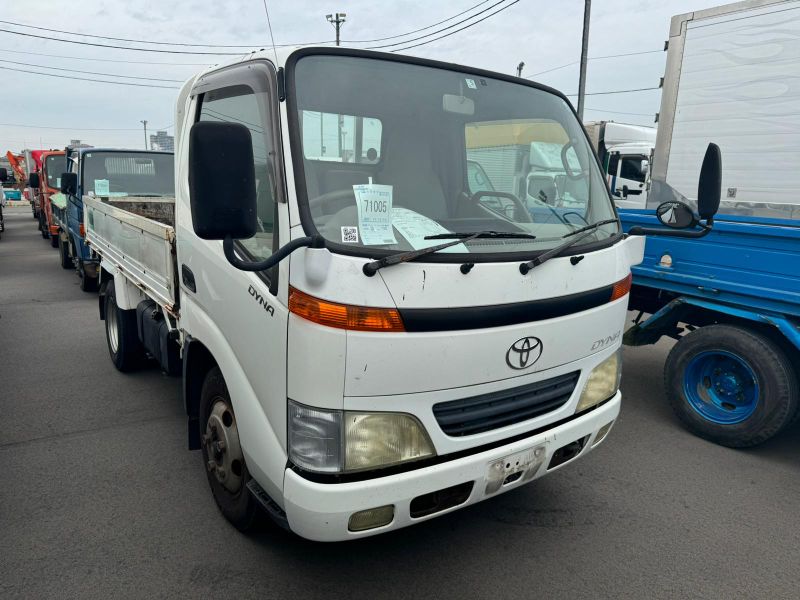  28000  TOYOTA DYNA  2002  