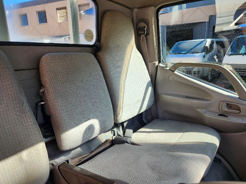  28000  TOYOTA DYNA  2002  
