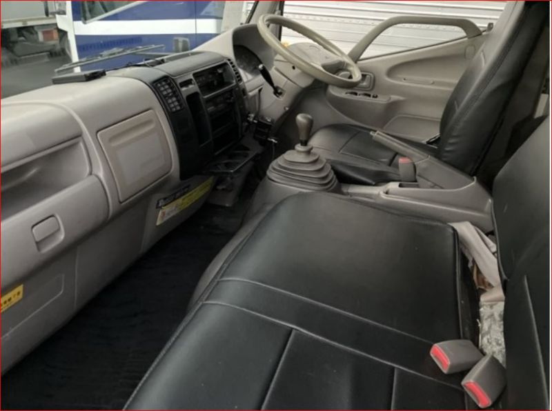  28080  TOYOTA DYNA  2006  