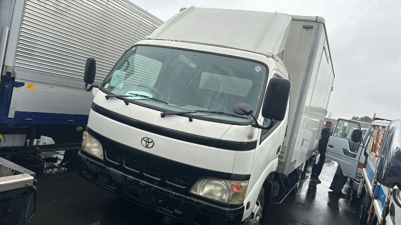  28080  TOYOTA DYNA  2006  