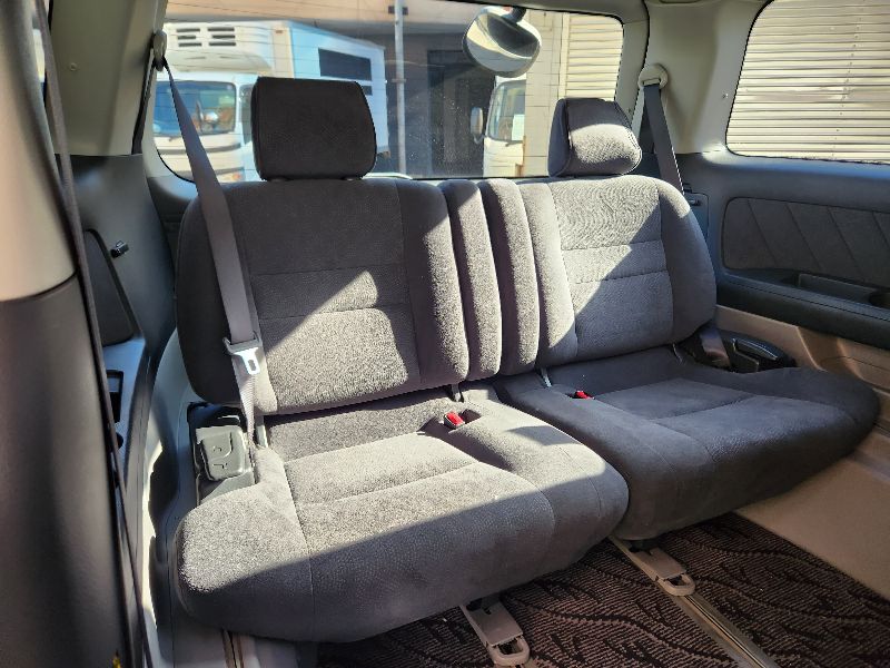  28103  TOYOTA ALPHARD  2005  
