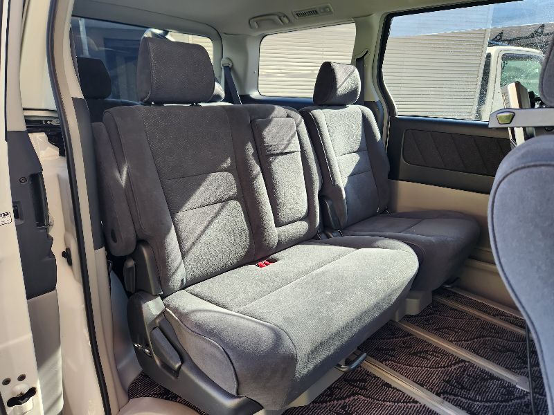  28103  TOYOTA ALPHARD  2005  