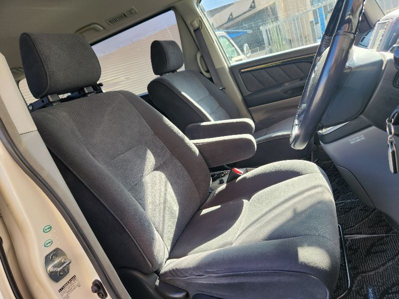  28103  TOYOTA ALPHARD  2005  