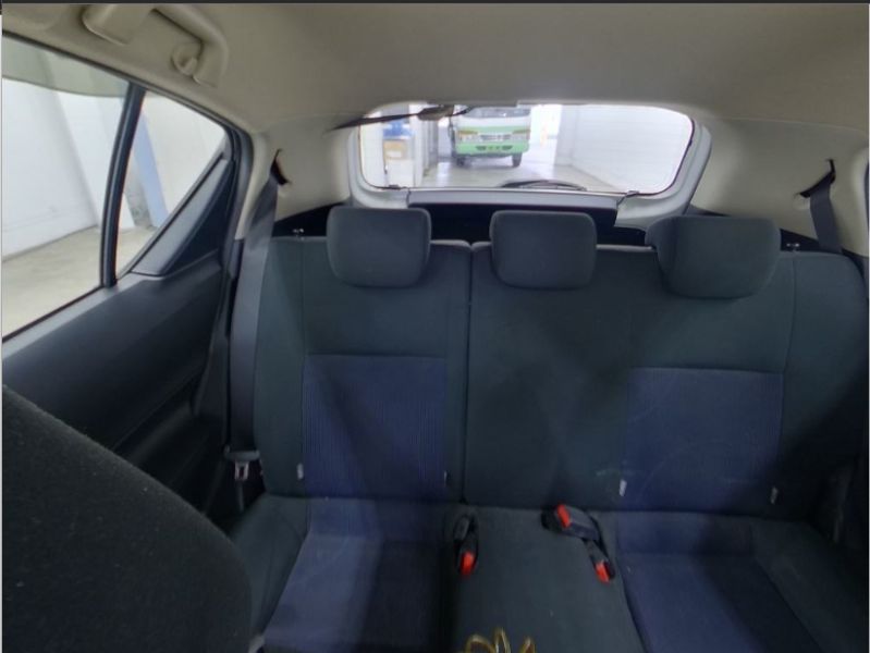  28105  TOYOTA AQUA  2016  