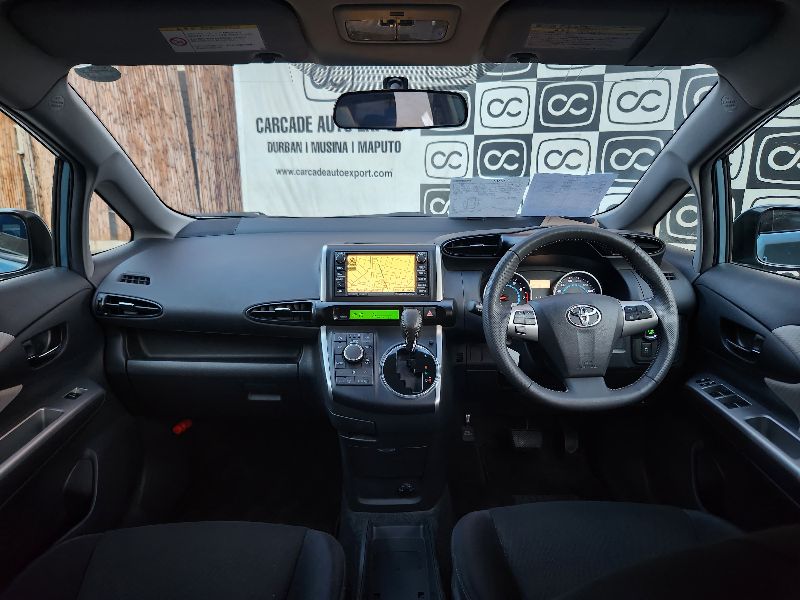  28123  TOYOTA WISH  2011  