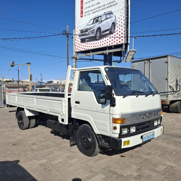  28130  TOYOTA TOYOACE  1993  