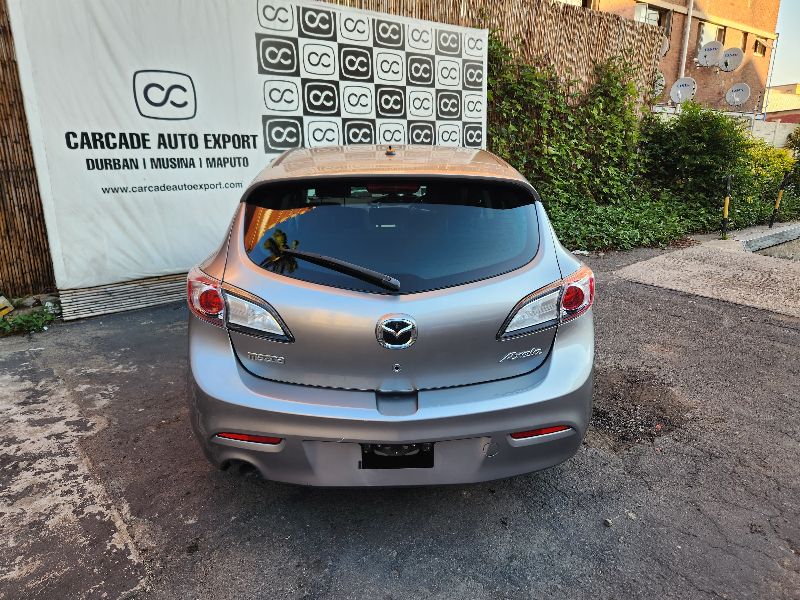  28142  MAZDA AXELA  2011  