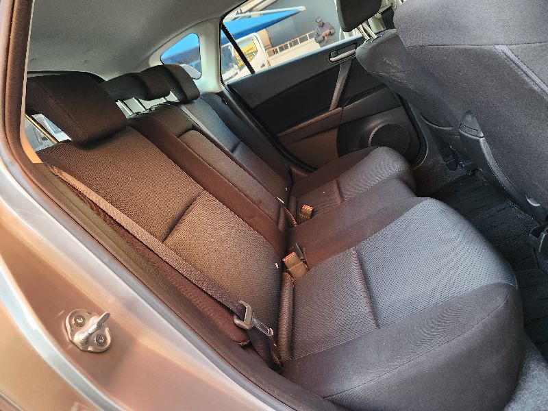  28142  MAZDA AXELA  2011  