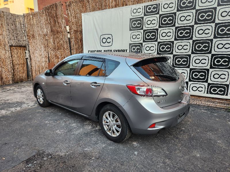  28191  MAZDA AXELA  2012  