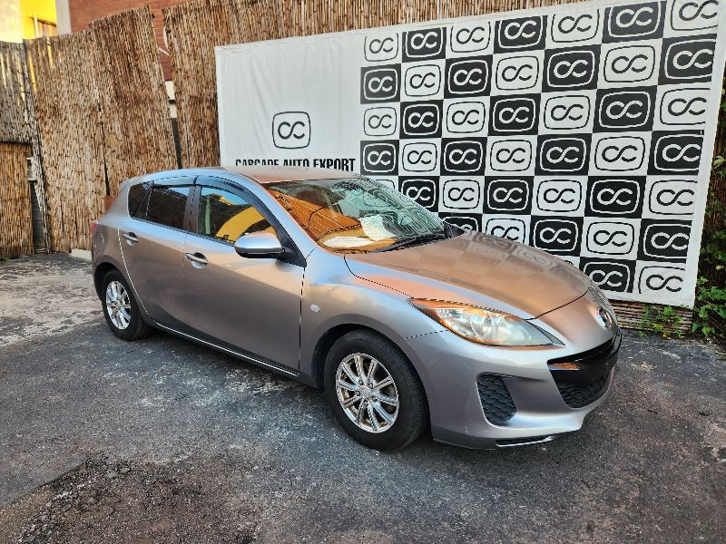  28191  MAZDA AXELA  2012  