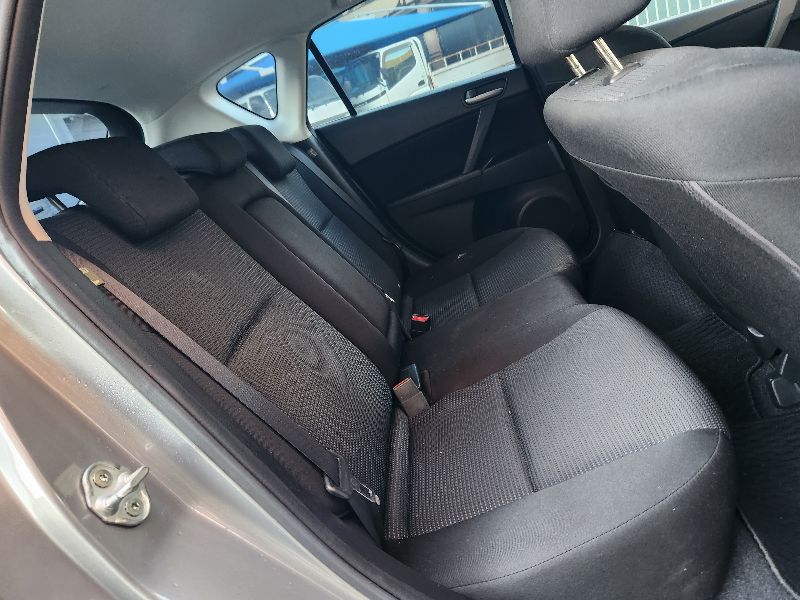  28191  MAZDA AXELA  2012  