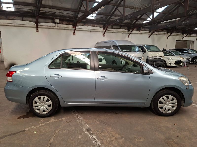  28201  TOYOTA BELTA  2009  
