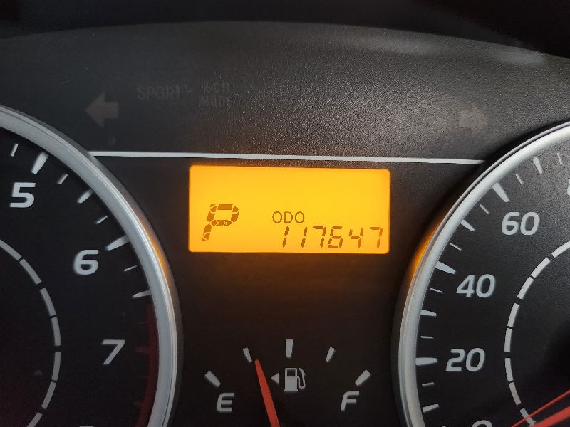  28206  TOYOTA WISH  2010  